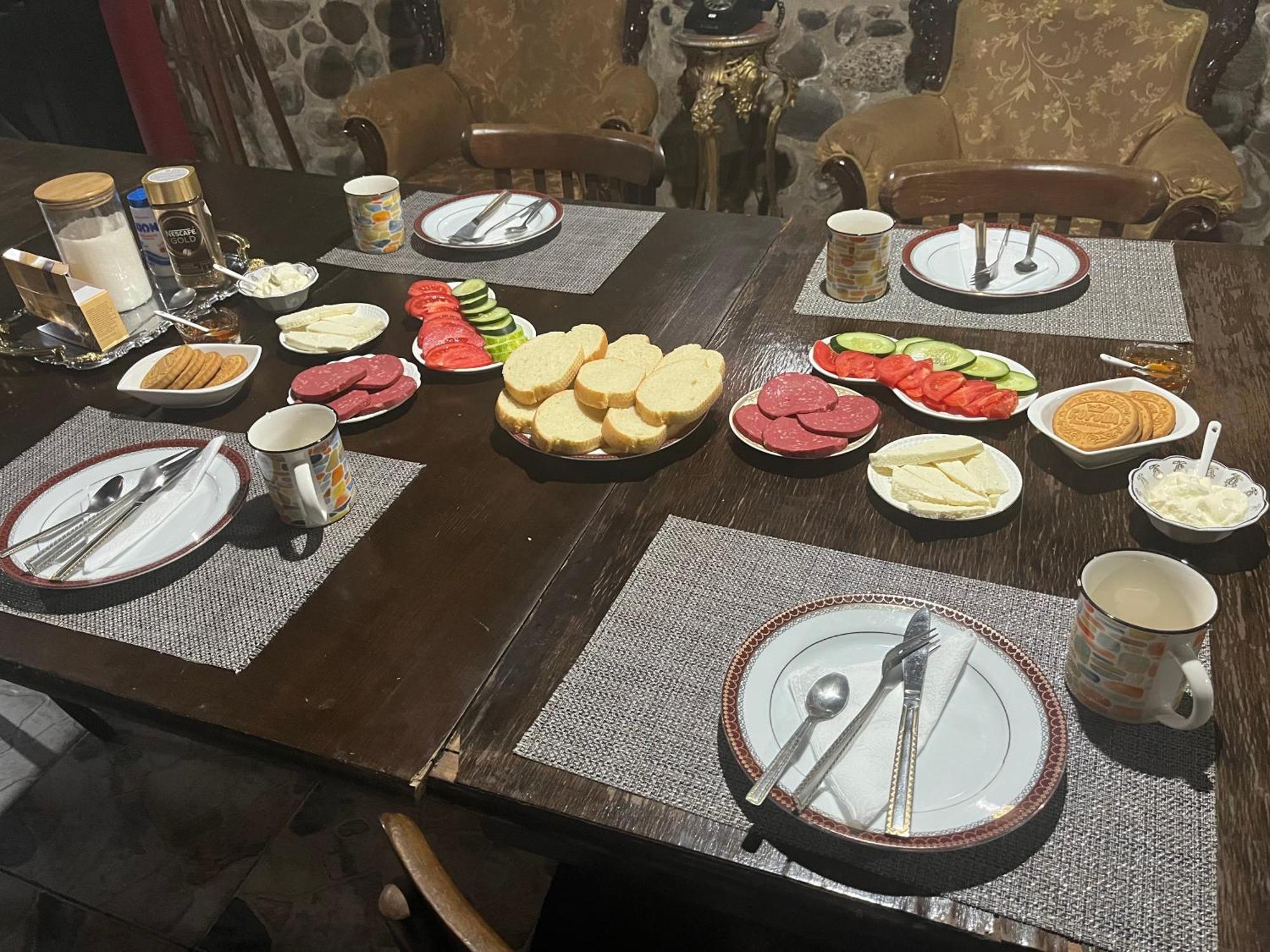 Book Hotel Kutaisi Luaran gambar
