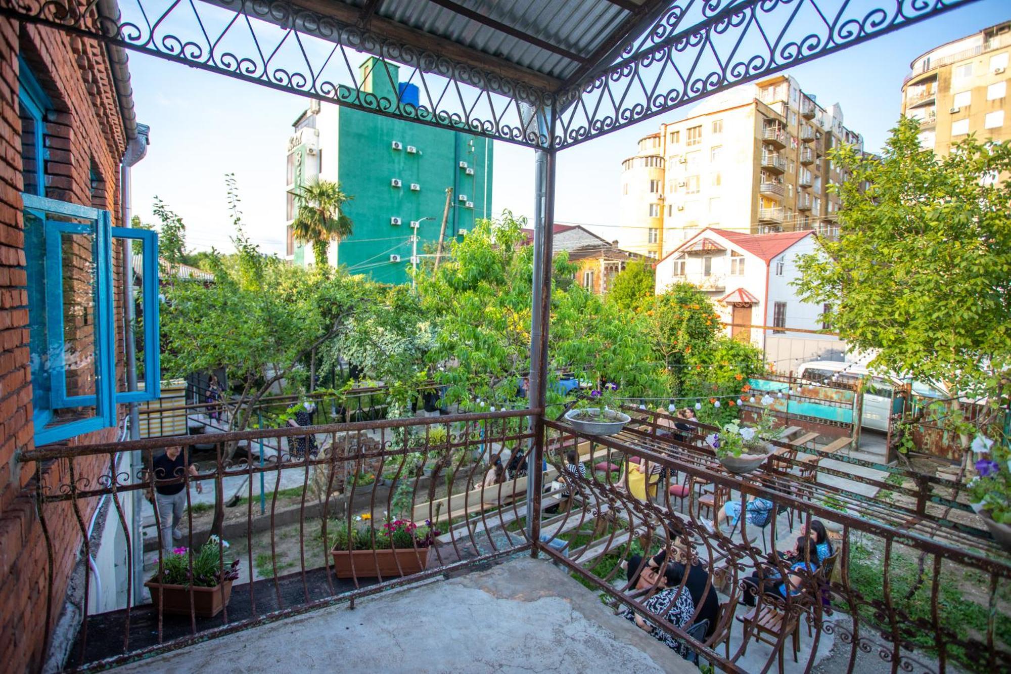 Book Hotel Kutaisi Luaran gambar