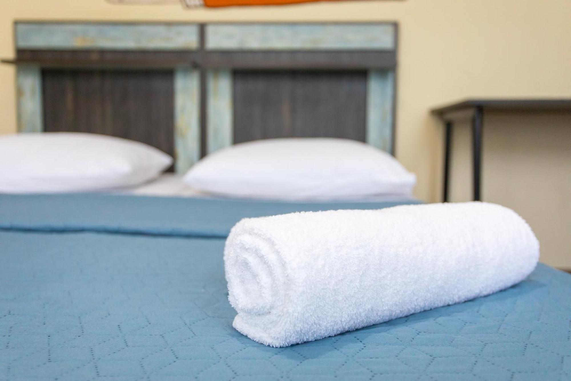 Book Hotel Kutaisi Luaran gambar