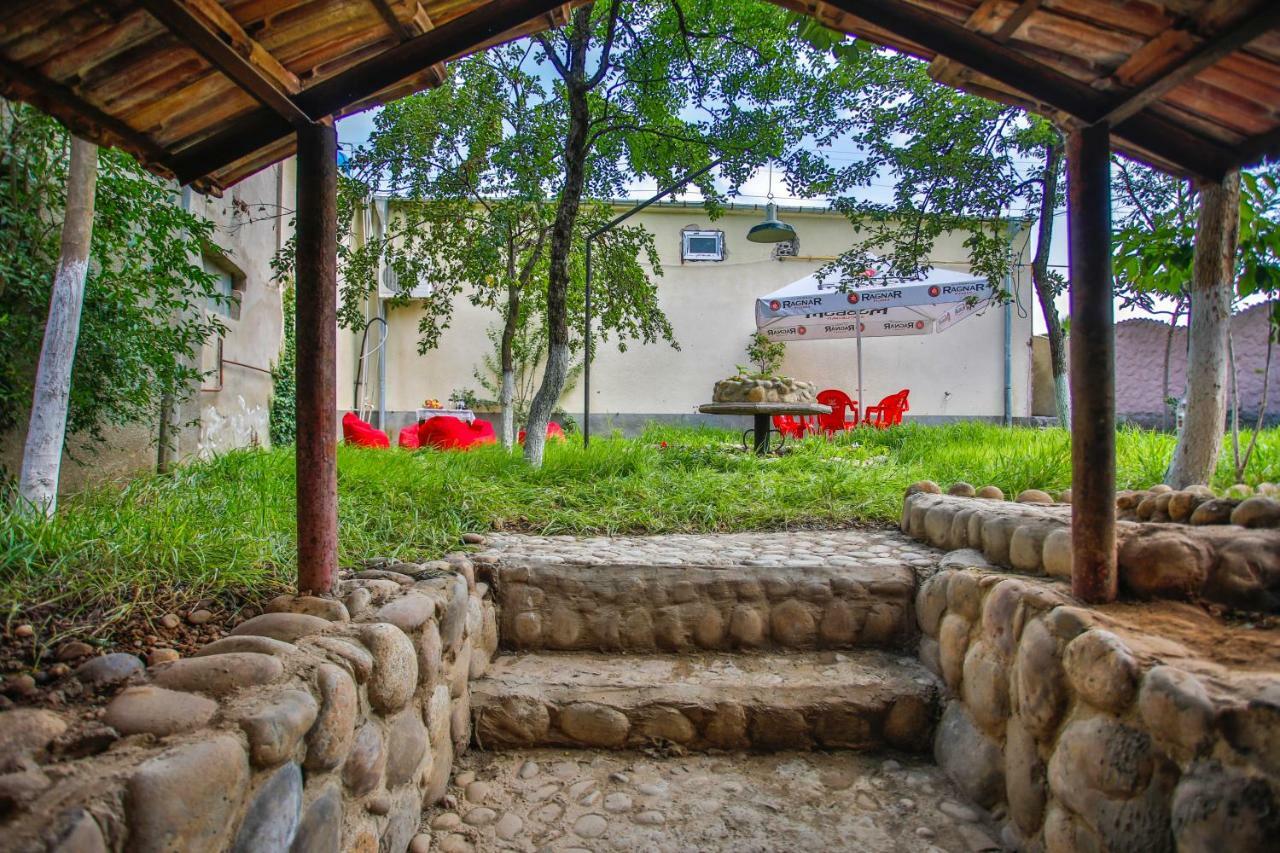 Book Hotel Kutaisi Luaran gambar